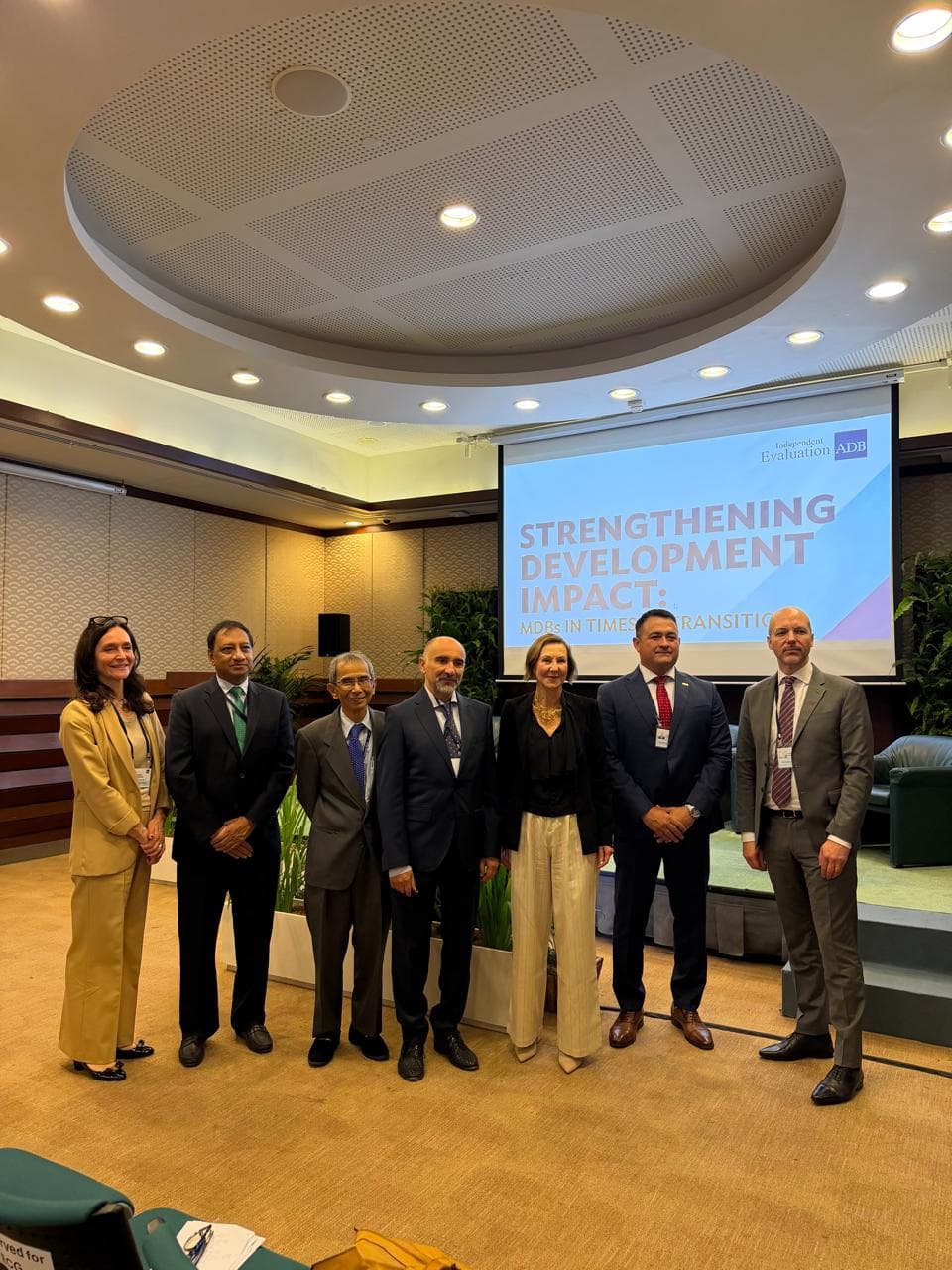 El BCIE destaca la importancia de la evaluación estratégica en evento internacional sobre desarrollo