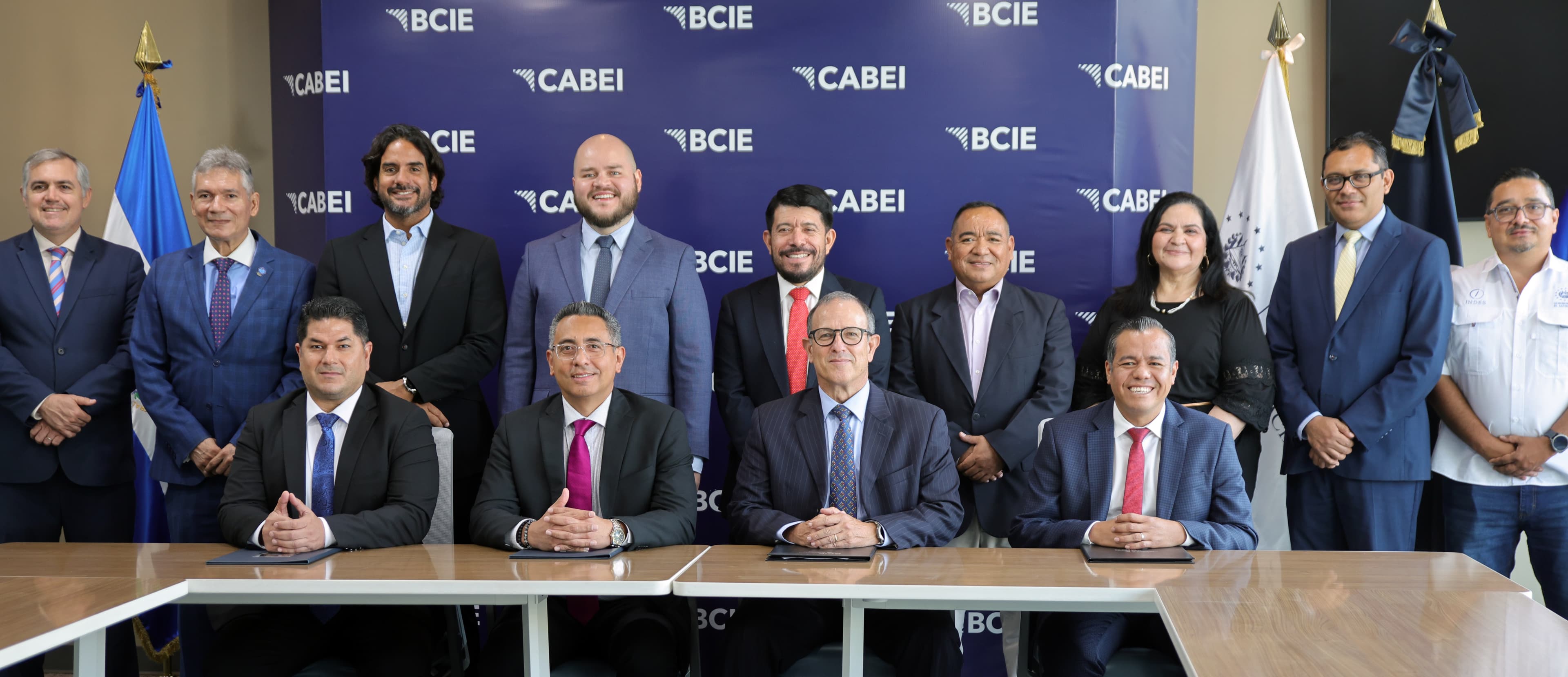 El Salvador avanza en la transformación de su infraestructura deportiva, tras firma de convenio por US$150 millones