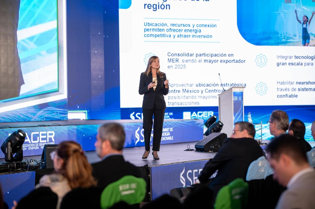 BCIE presenta oportunidades para una transición energética en Guatemala durante el Summit de Energía Renovable