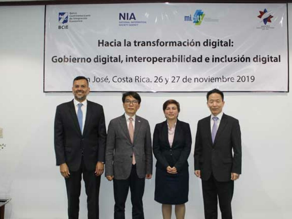 With the collaboration of the Republic of Korea, the team of facilitators managed to convey their innovative ideas and propose the development of new digitalization opportunities based on their knowledge.