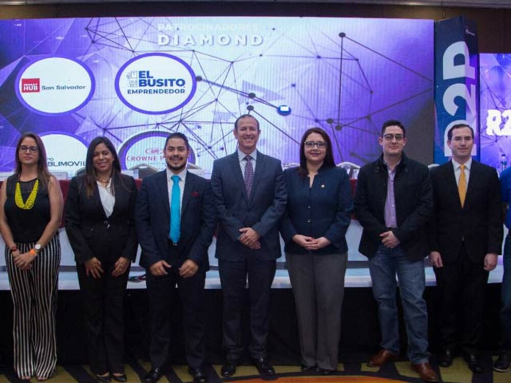 Al iniciarse el R2P “Redy to pitch” el BCIE como entidad ejecutora de la Iniciativa DINAMICA reafirma su compromiso con el tejido emprendedor de El Salvador.